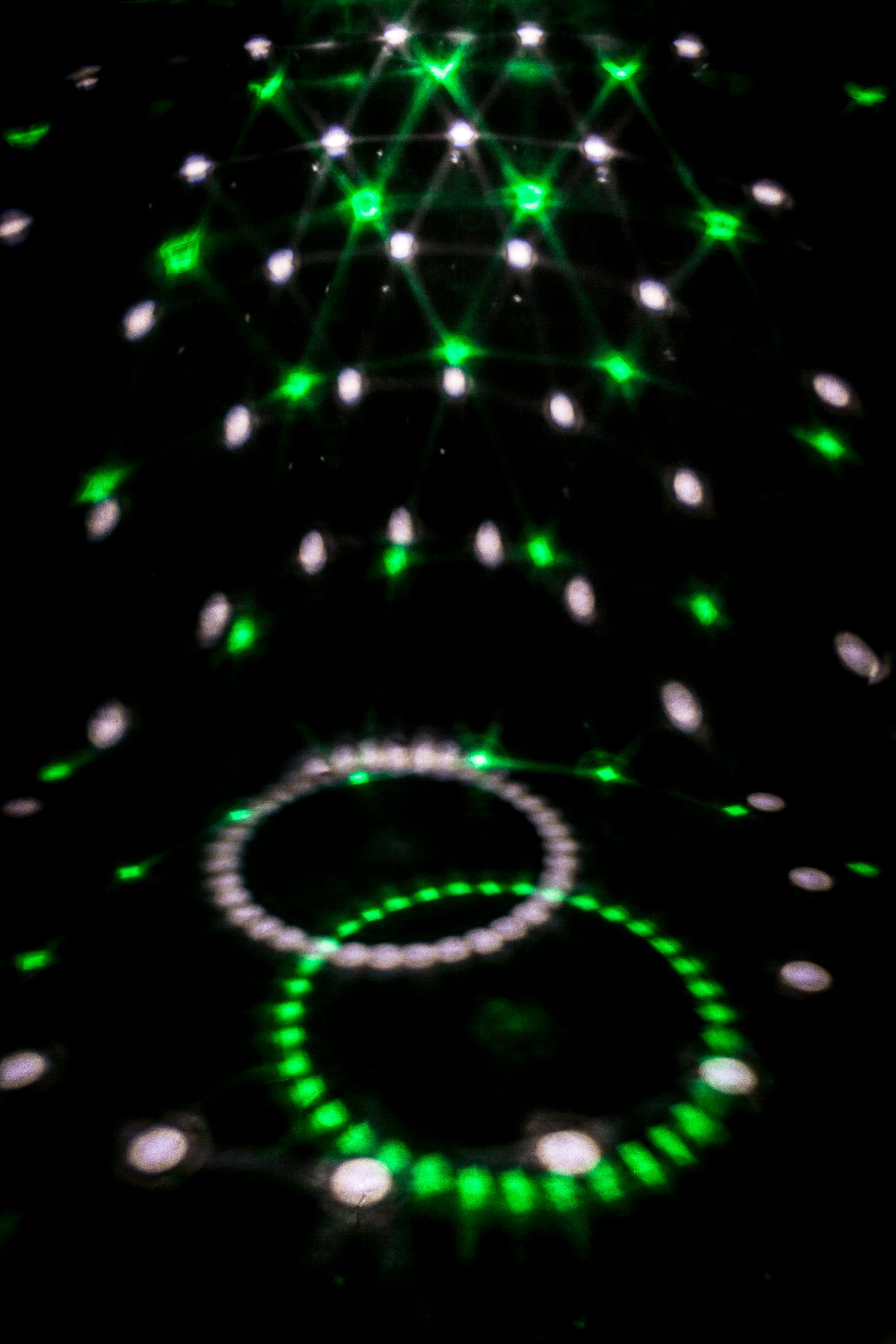 JB SYSTEMS LED DIAMOND II Jeu de lumière Led rouge, vert, bleu, blanc, violet