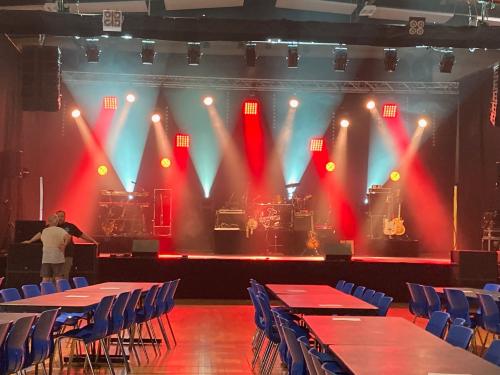 Prestataire technique &eacute;v&eacute;nementiel audiovisuel lille nord pas de calais soldat louis concert